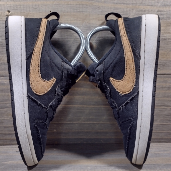 Nike Court Borough Low 2 Black Canvas Kids Size 4Y - Picture 6 of 9